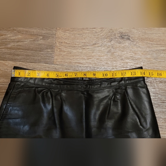 VINTAGE LONG FULL LENGTH BLACK LEATHER SKIRT NO TAGS SIZE 4 - Picture 9 of 9